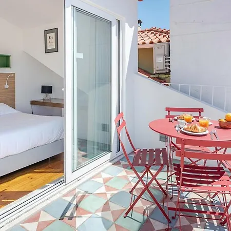 Apartament Plum Guide - Views Over Breakfast Lizbona