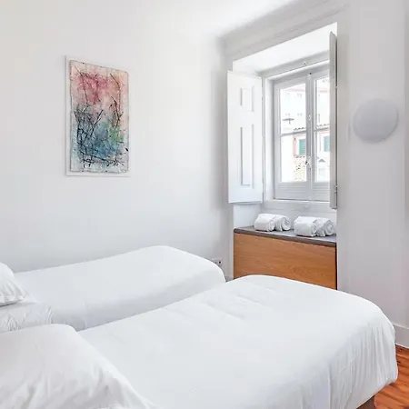 Apartament Plum Guide - Views Over Breakfast Lizbona